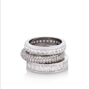 Henri Bendel Rings!! “The Henri Stack” Silver BNWT